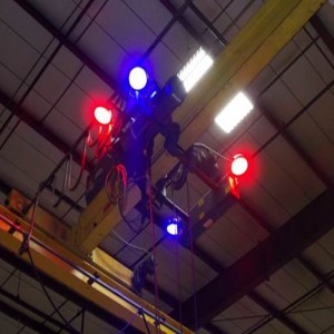 24 LED lumină deasupra macaralei turn roșu cu punct albastru de 9-60V